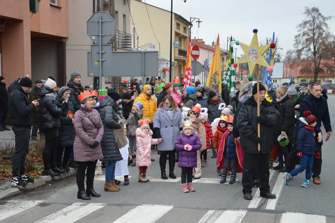 Trzej Królowie wędrowali ulicami Końskowoli - Zdjęcie główne