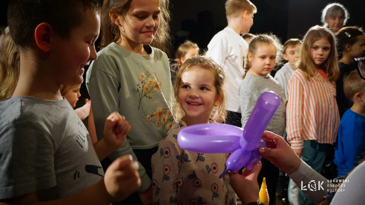 Niedziela z teatrem „O Chłopcu z drewna” [ZDJĘCIA] - Zdjęcie główne