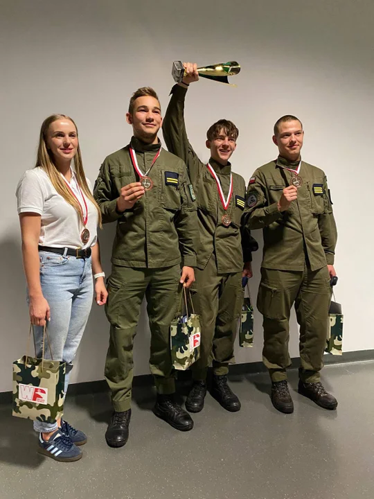 ZS w Radoryżu Smolanym na podium w wojewódzkich eliminacjach do Strzeleckich Mistrzostw Polski