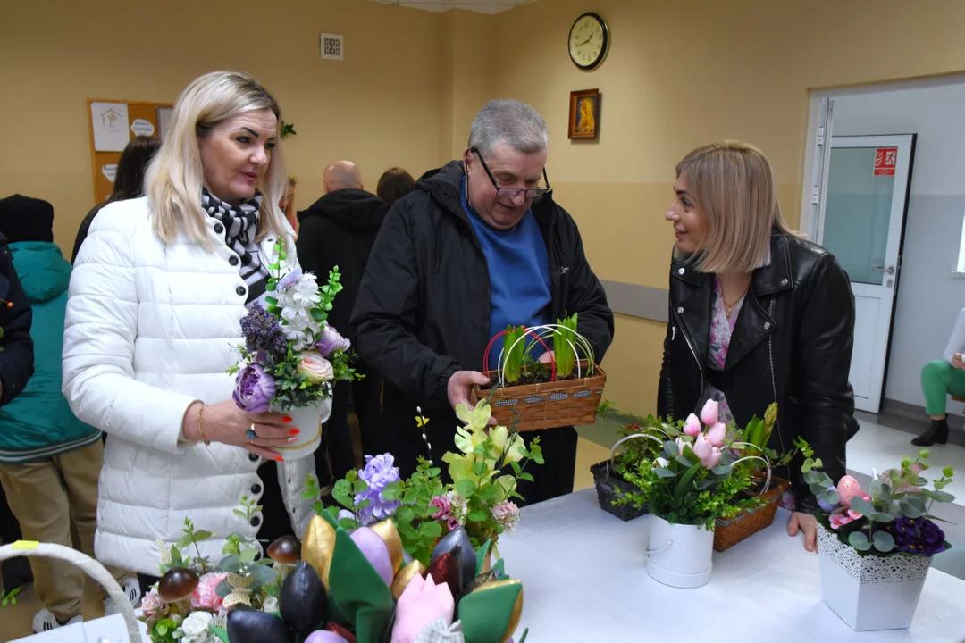 Piękne ozdoby wielkanocne na kiermaszu w Anielinie