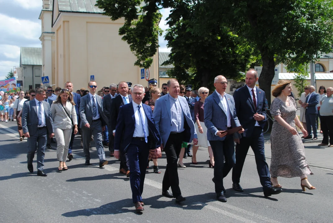 Jarmark Opolski rozpoczął się barwnym korowodem