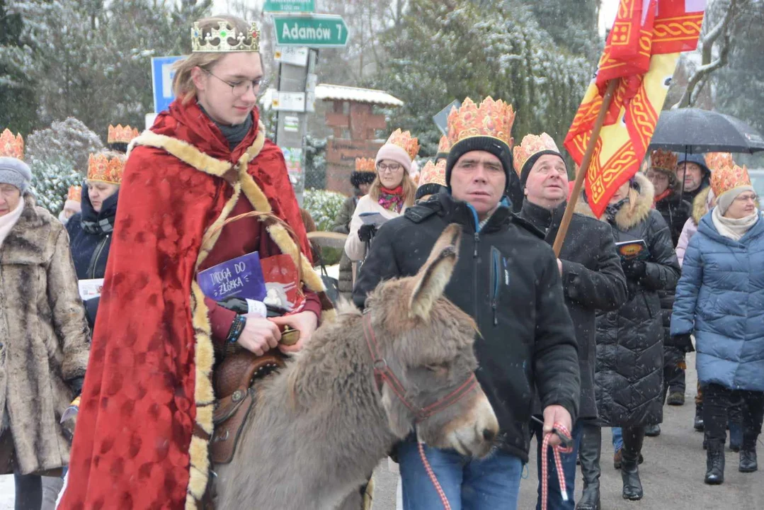 Orszak Trzech Króli po raz pierwszy w Woli Gułowskiej