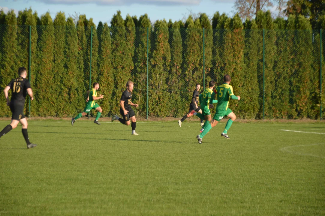 Żyrzyniak Żyrzyn - Amator Rososz-Leopoldów