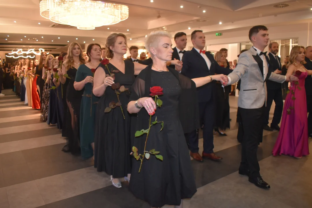 Polonez maturzystów ZST w Puławach
