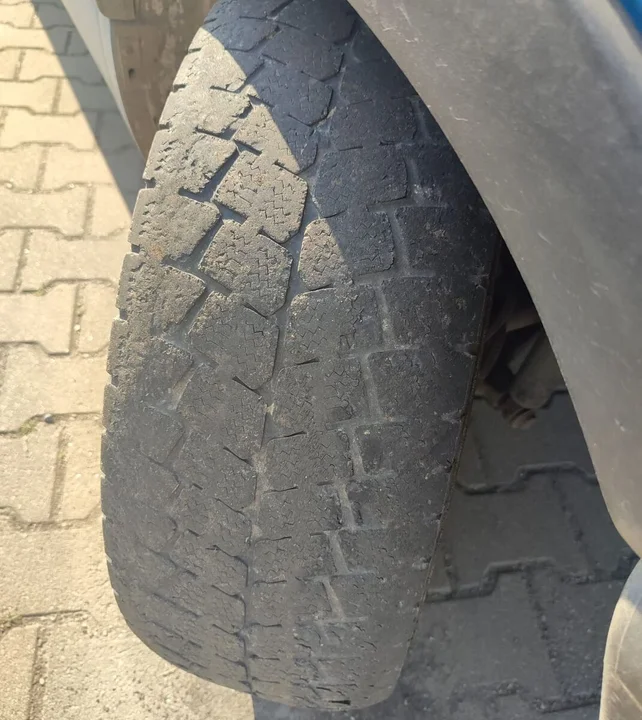Lublin: Skontrolowali kilkaset aut Wśród nich renault, który w ogóle nie powinien wyjechać na drogę