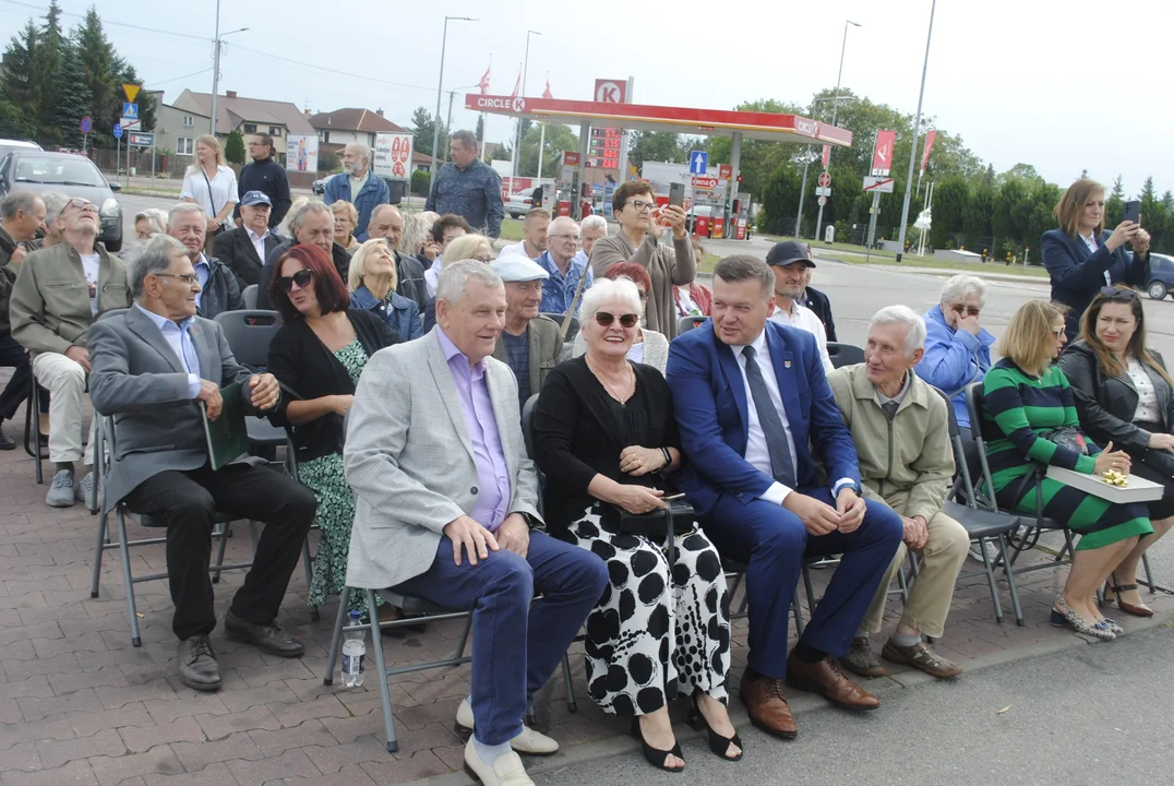 Odsłonięcie tablicy huty w Lubartowie