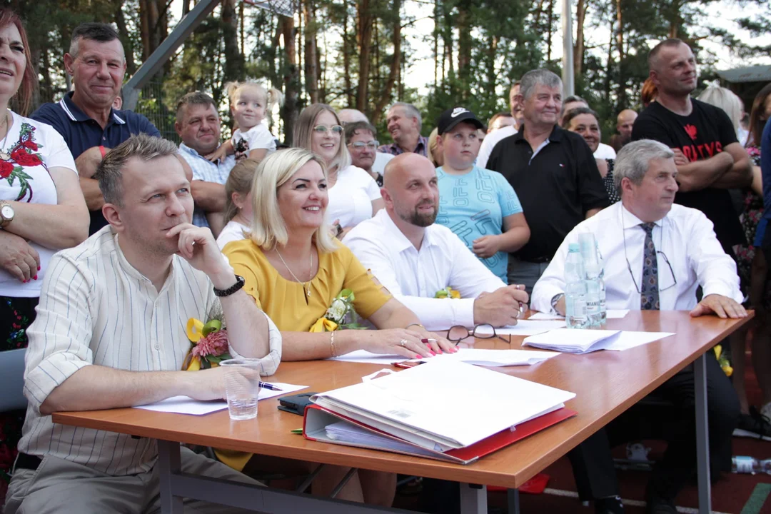 Tłumy na dożynkach w Krzywdzie. Wieńce, turniej sołectw i disco polo