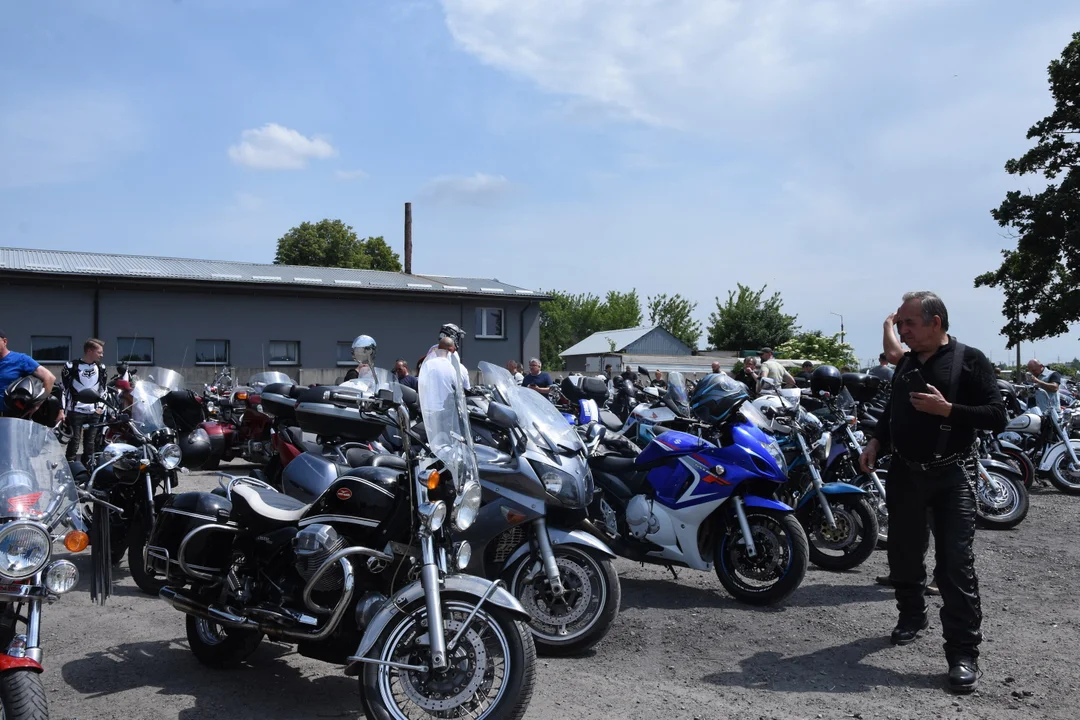 Motocykliści opanowali Łuków. Część I