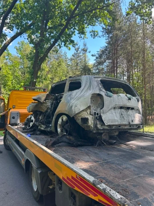Tragiczny wypadek w gminie Drelów – auto uderzyło w drzewa, kierowca spłonął we wraku - Zdjęcie główne