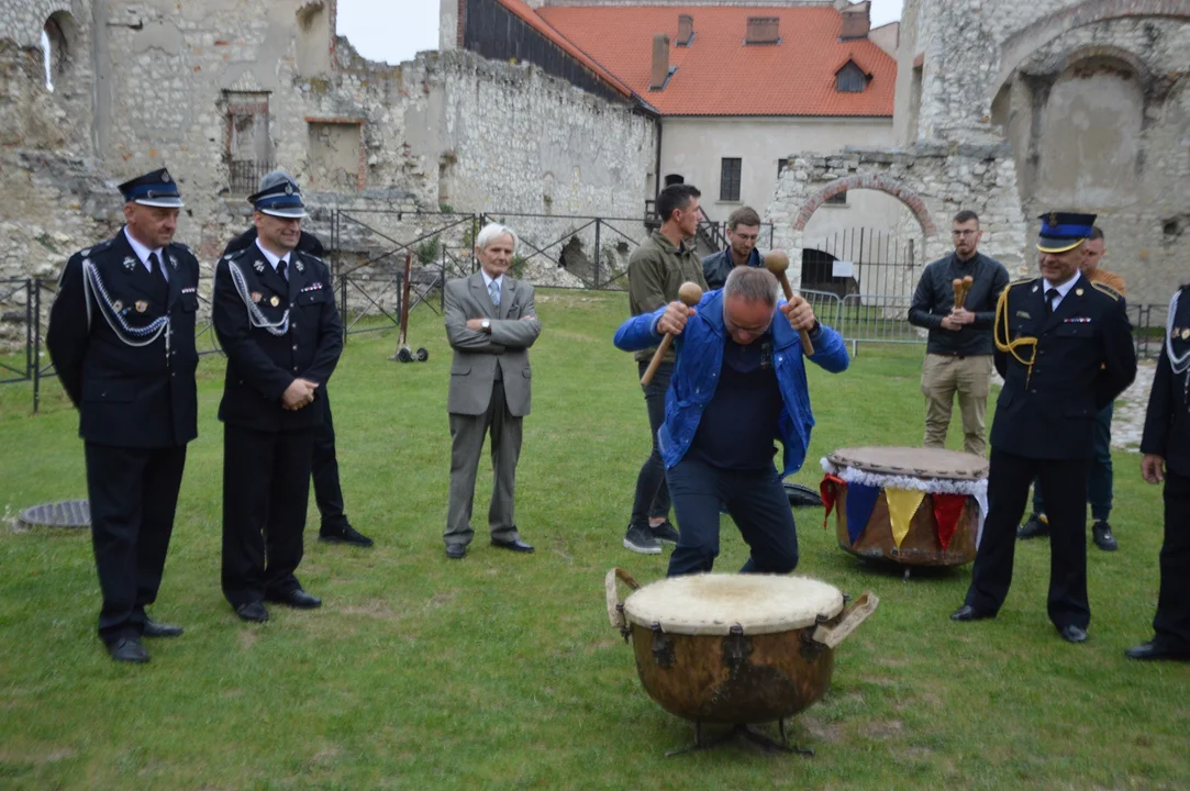 Bębniarze zagościli w Janowcu