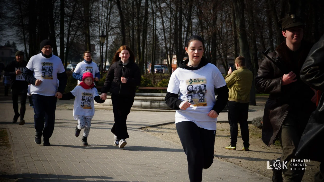 Tropem Wilczym. Bieg Pamięci Żołnierzy Wyklętych Łuków 2024