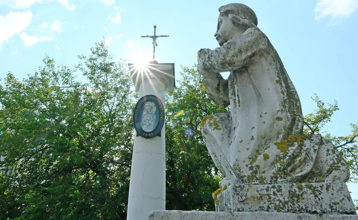 Lublin: Miasto odnowi zabytkowe groby. Do przetargu zgłosiła się jedna firma