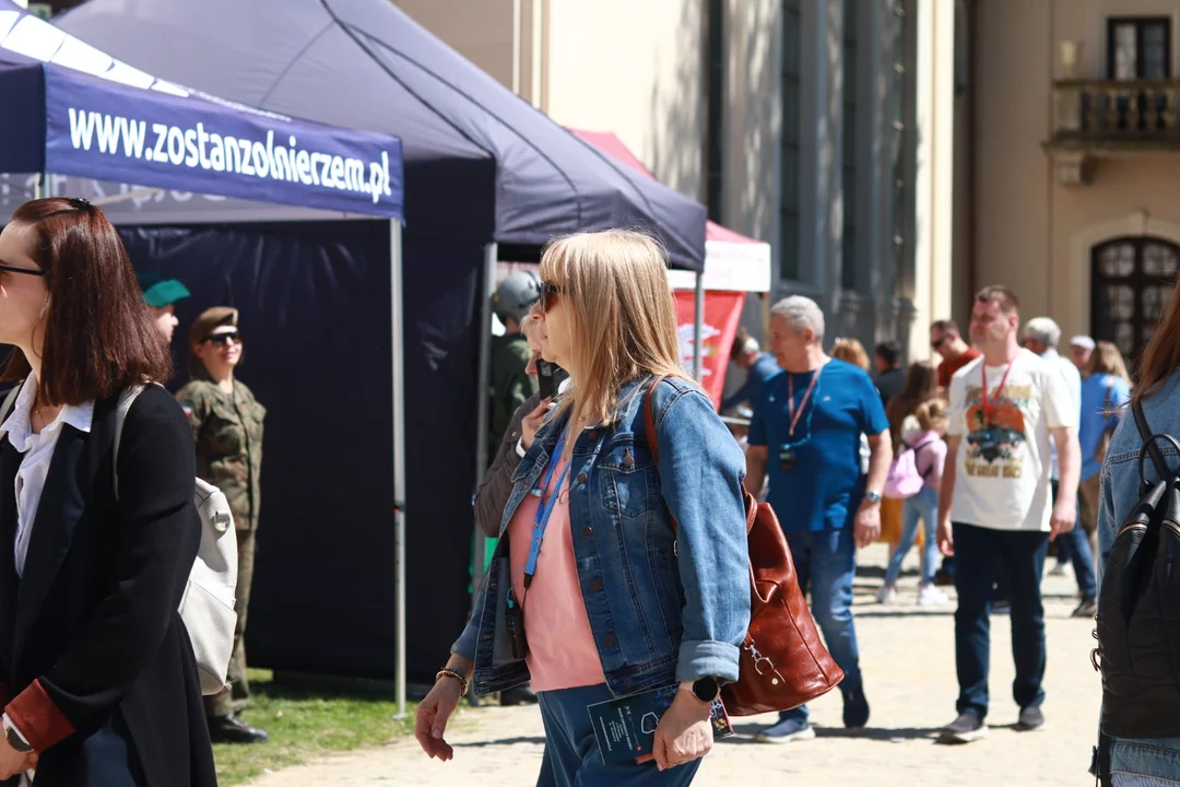 Mundurowa Majówka w Kozłówce