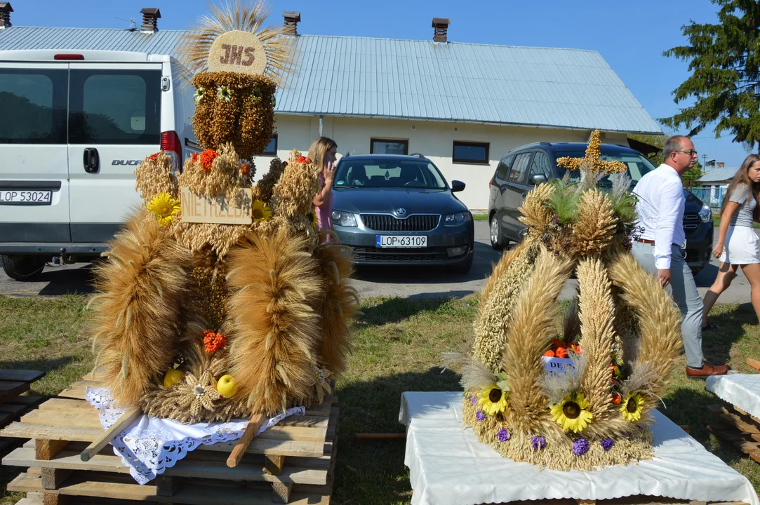 W niedzielę w Józefowie nad Wisłą odbyły się Dożynki Gminne