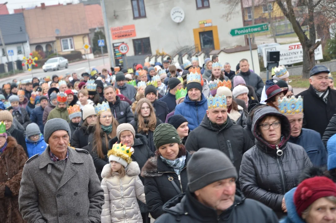 Orszak Trzech Króli przeszedł ulicami Chodla