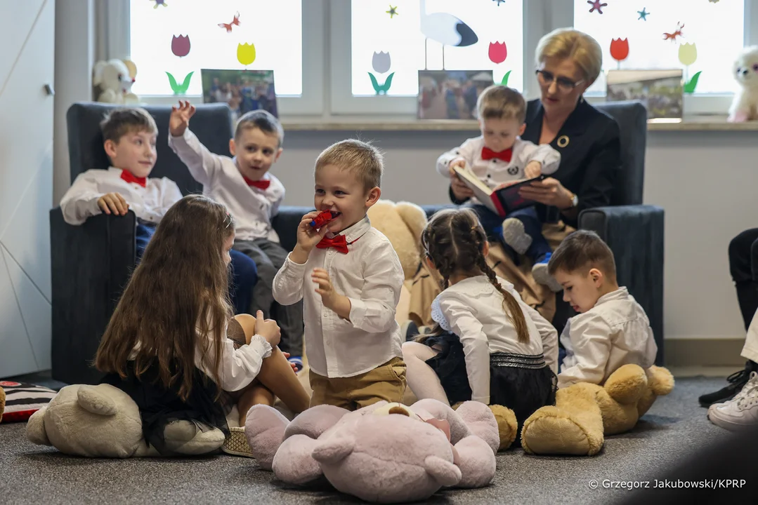 Pierwsza Dama RP w Placówce Opiekuńczo - Wychowawczej w Adamowie