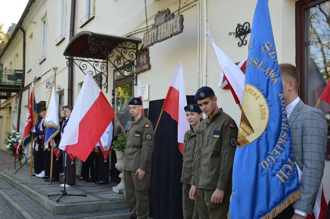 Odsłonięcie tablicy poświęconej zamordowanym Żydom z Opola Lubelskiego