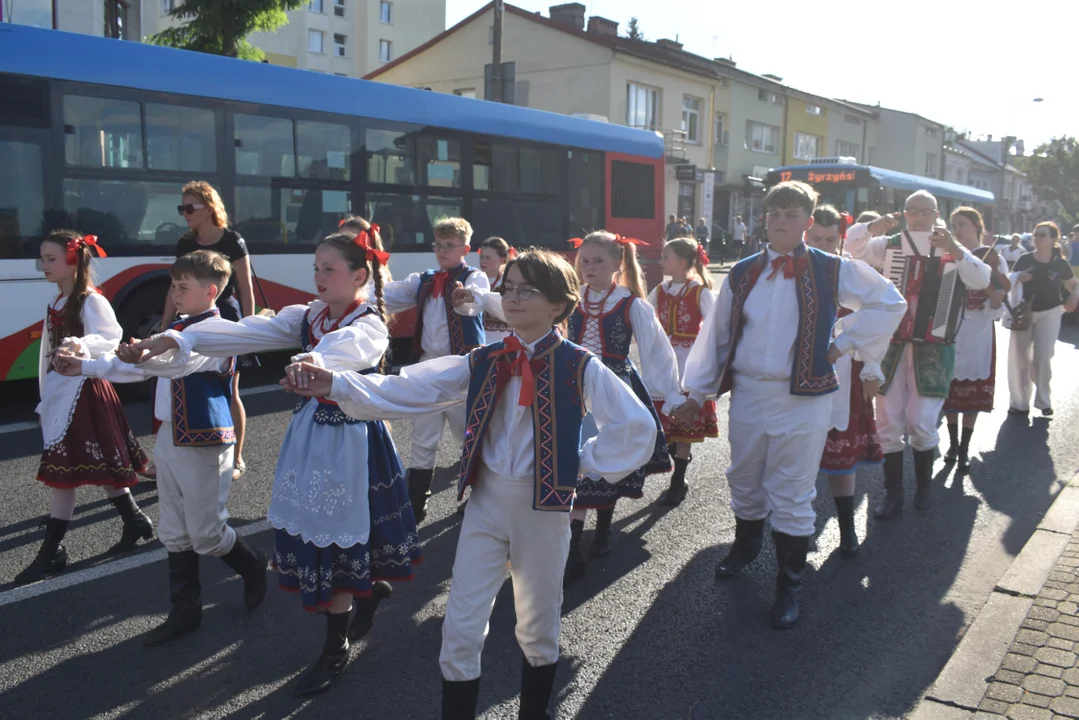 III Międzynarodowy Dziecięcy Festiwal Folklorystyczny World Wide Kids w Puławach