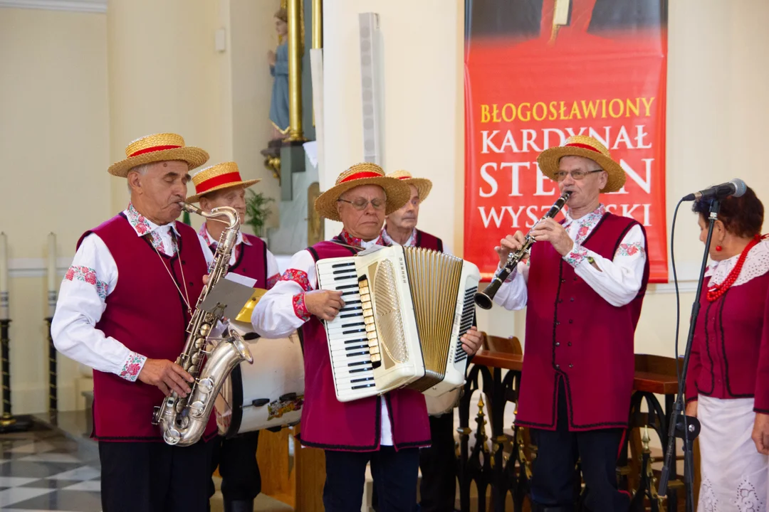 Przegląd Pieśni Maryjnej w Wąwolnicy za nami (ZDJĘCIA) - Zdjęcie główne