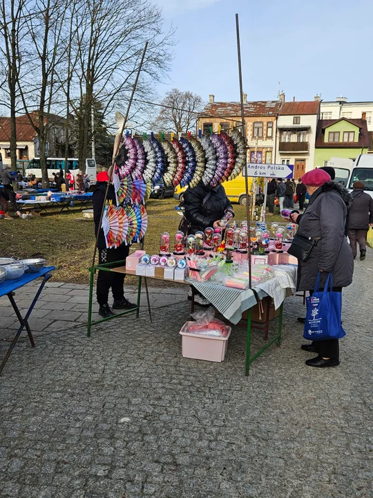 Pierwszy targ w Wąwolnicy na rynku już za nami!