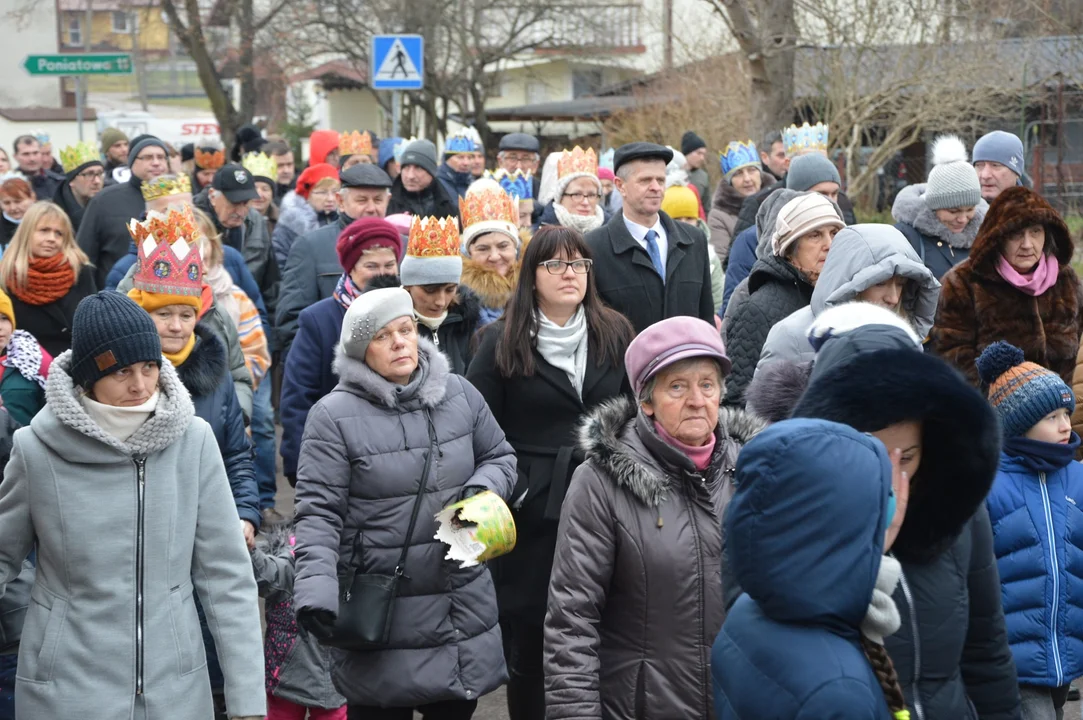 Orszak Trzech Króli przeszedł ulicami Chodla