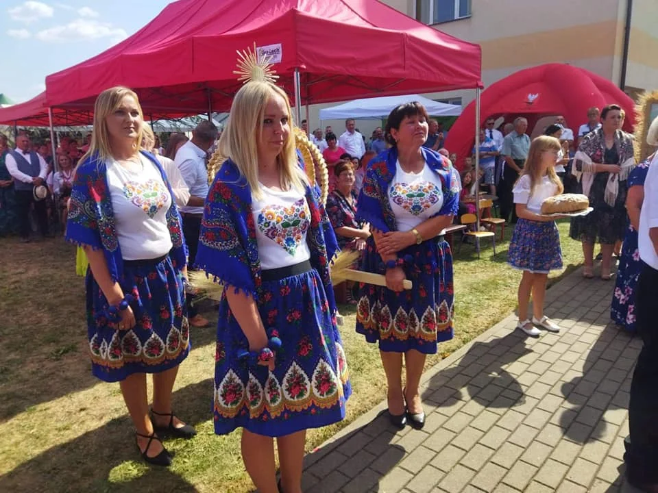 GMINA STOCZEK ŁUKOWSKI Mieszkańcy bawili się na Dożynkach w Szyszkach