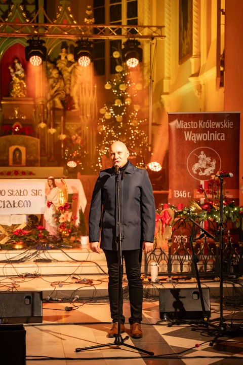 Koncert Kolęd „Nadzieja niech wstąpi w nas” w Wąwolnicy już za nami