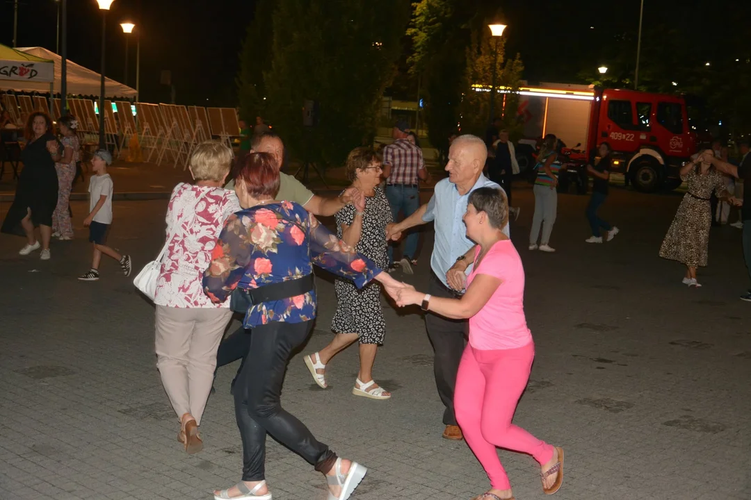 Tak Tarnogród pożegnał lato! Była muzyka, taniec i mnóstwo dobrej zabawy (foto) - Zdjęcie główne