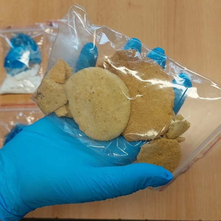 Biała Podlaska: Areszt dla poszukiwanego za narkotyki. Miał m.in. ciastka z marihuaną