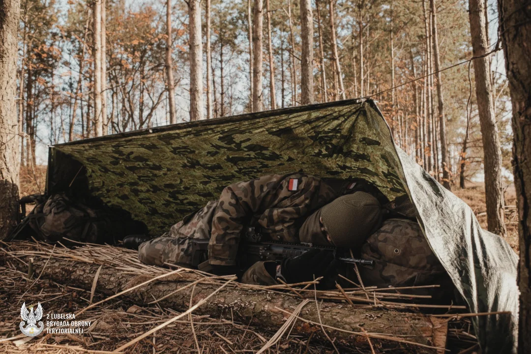 Lubelscy terytorialsi uczyli się sztuki przetrwania w lesie