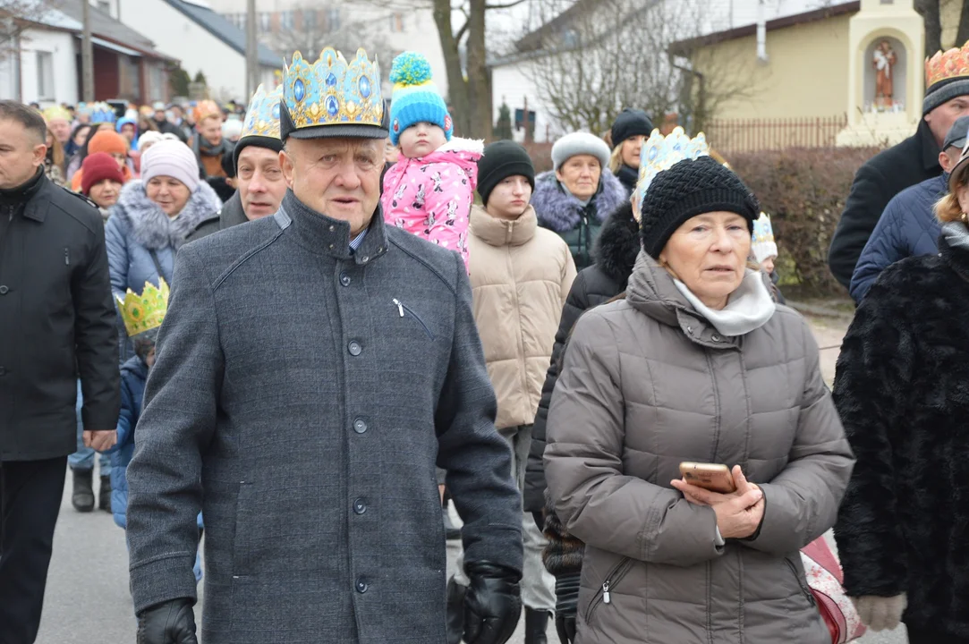 Orszak Trzech Króli przeszedł ulicami Chodla