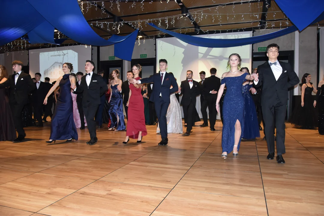 Tak „Kraszak” tańczył poloneza! (ZDJĘCIA) - Zdjęcie główne