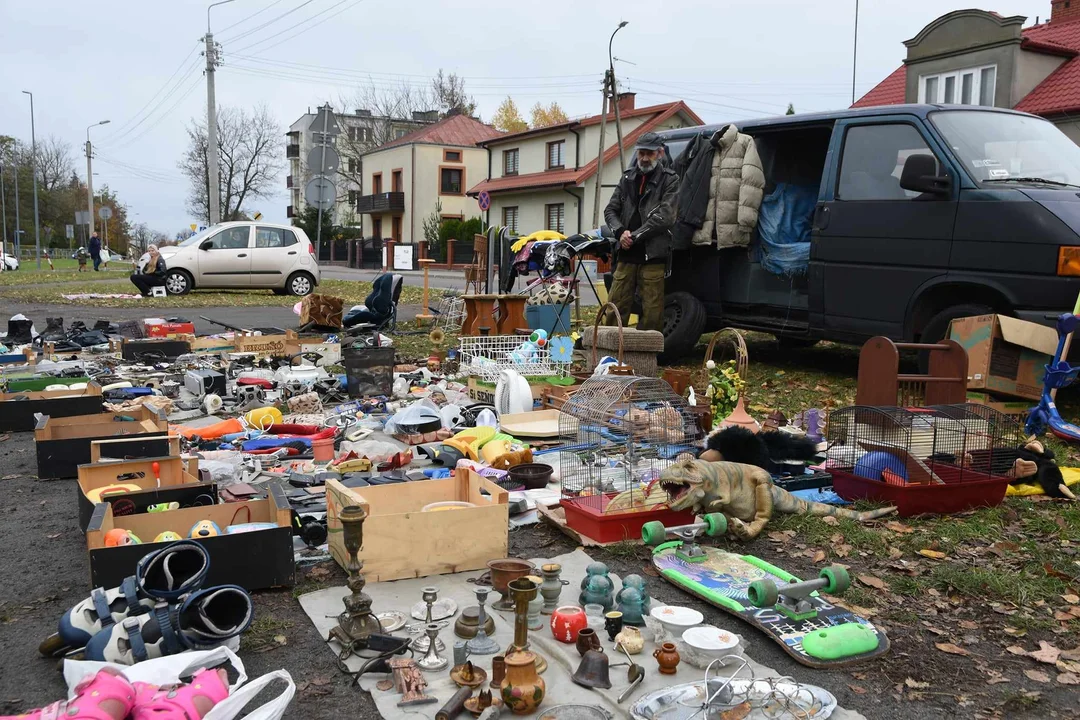 Pchli Targ  w niedzielę 5 listopada