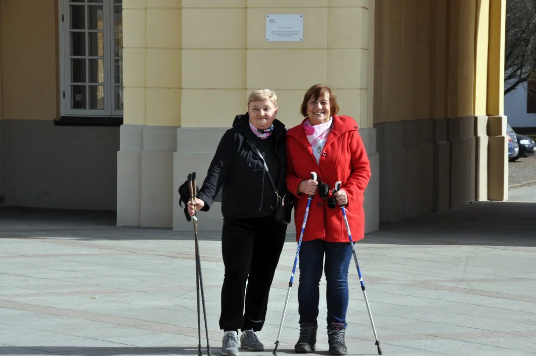 Wspólny spacer z Klubem Nordic Walking „Serenada – Chodzę z sercem”