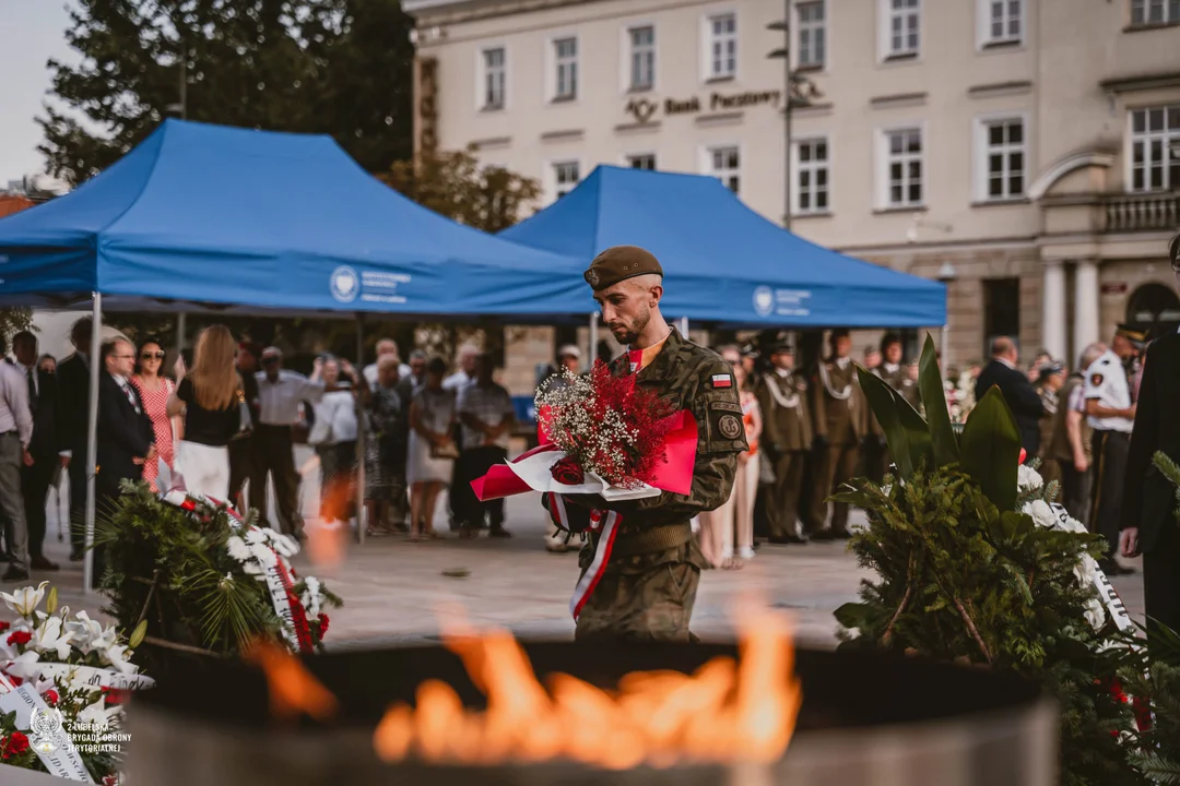 Żołnierze 2 LBOT pamiętają o Powstańcach Warszawskich. Lubelscy terytorialsi włączyli się w rocznicę wybuchu Powstania