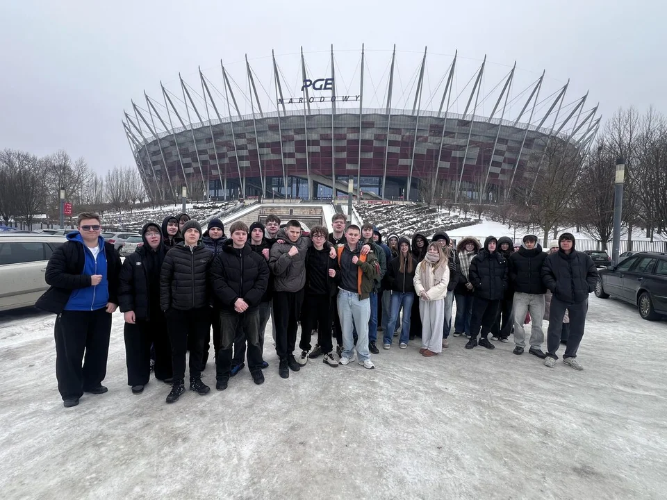Uczniowie ZS 2 na Stadionie Narodowym (zdjęcia) - Zdjęcie główne