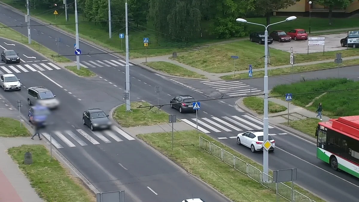 Lublin: Drony i policjanci obserwowali kierowców. Niemal tyle samo wykroczeń co kontroli
