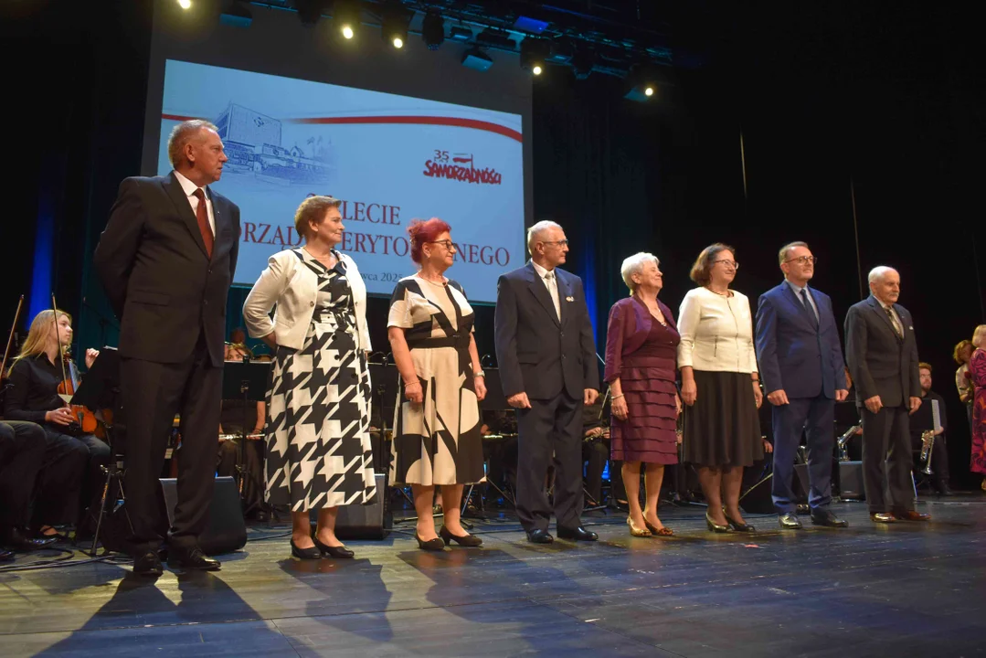 Odznaczenia na 35-lecie Samorządu Terytorialnego w Puławach