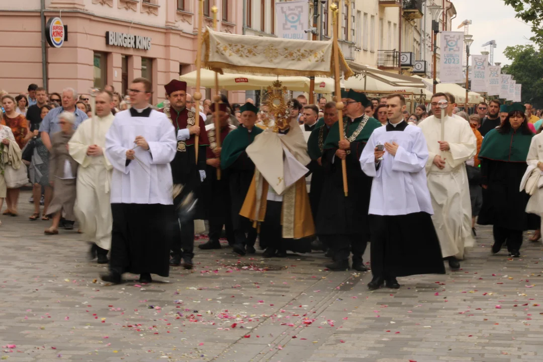 Procesja Bożego Ciała w archikatedrze lubelskiej