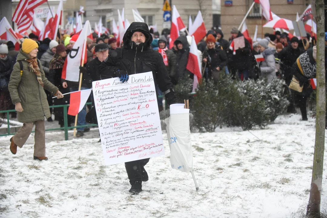 "Protest Wolnych Ludzi" w Warszawie [GALERIA]