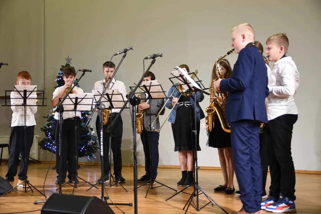 NOWOROCZNY KONCERT UCZNIÓW PAŃSTWOWEJ SZKOŁY MUZYCZNEJ W ŁUKOWIE
