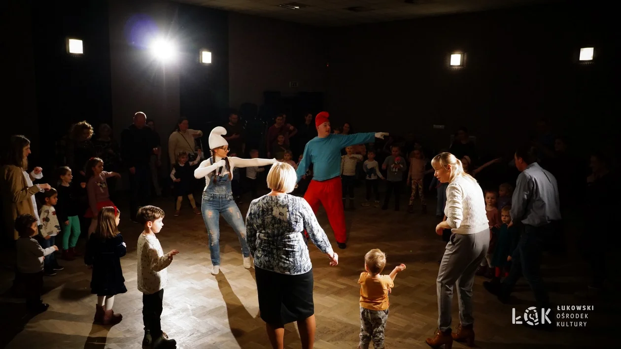 Niedziela z teatrem „O Chłopcu z drewna”