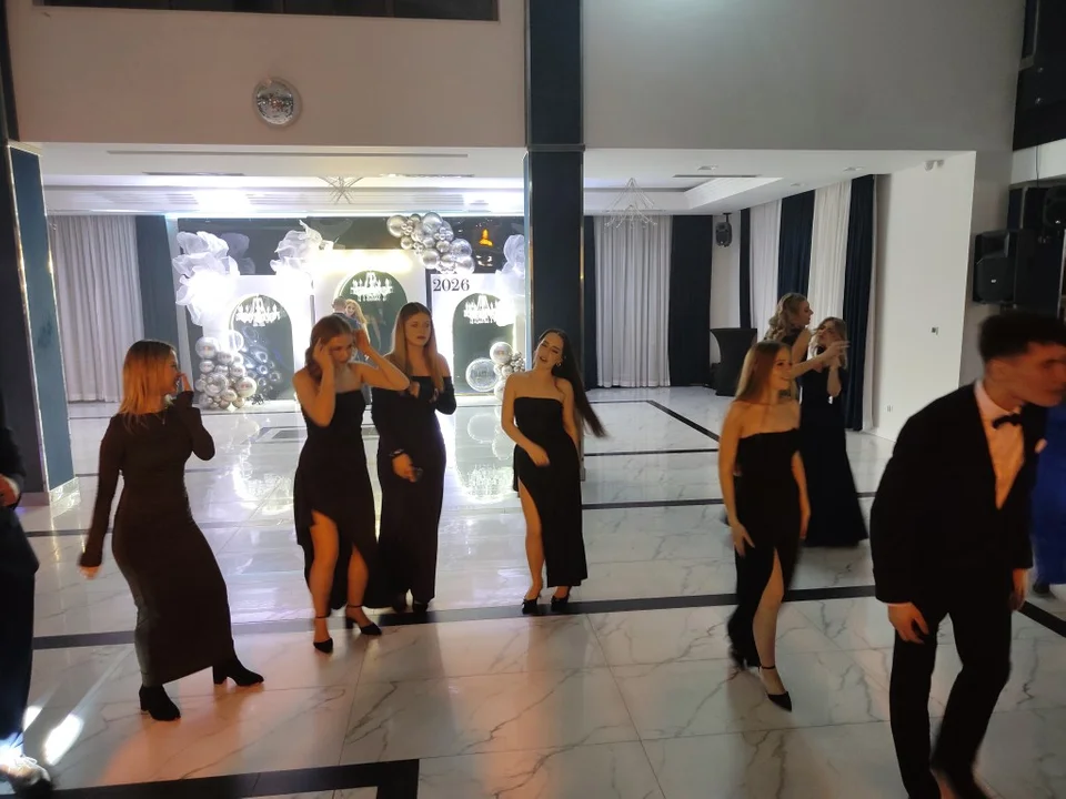 Medyk Studniówka cz. II