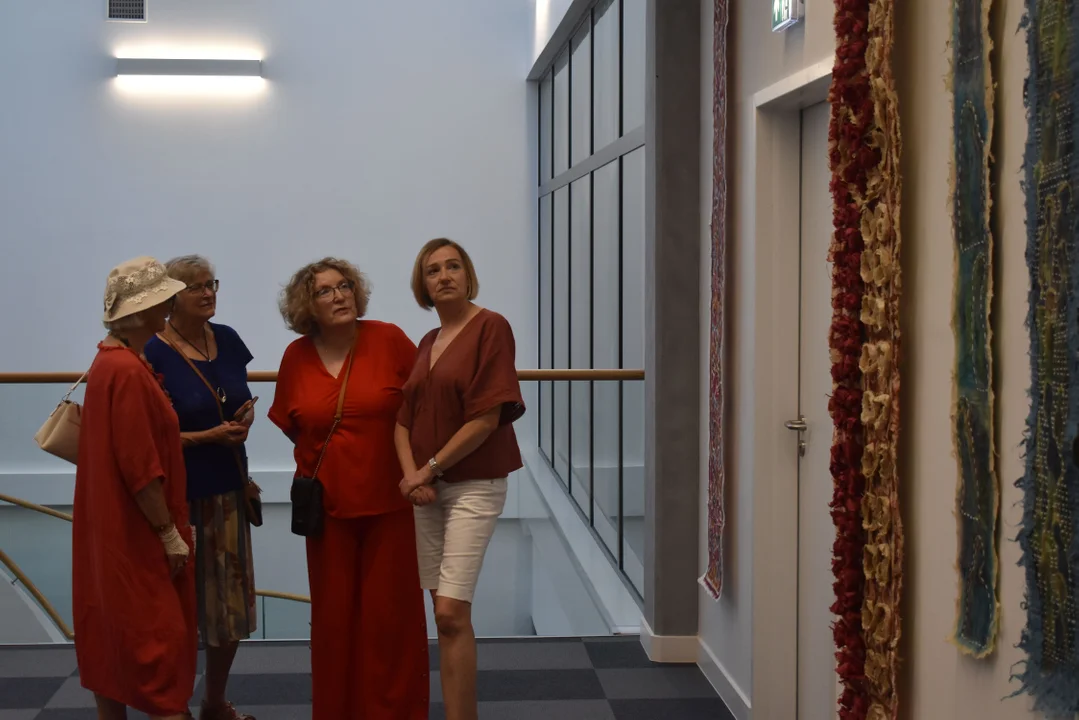Wernisaż “Unikat. Sztuka papieru” w puławskiej Mediatece