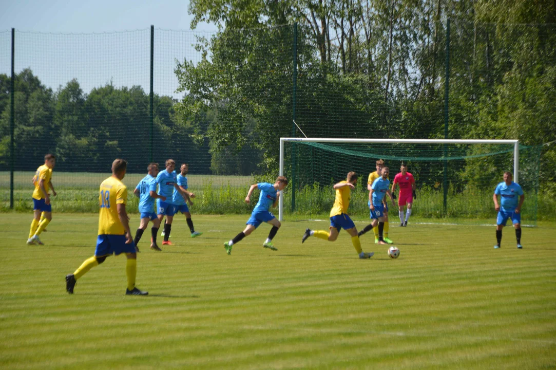 SKS Leokadiów - Amator Rososz-Leopoldów