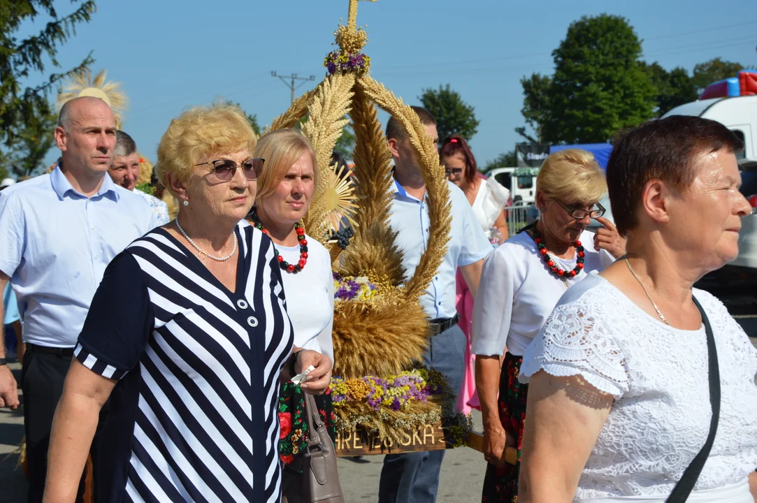 W niedzielę w Józefowie nad Wisłą odbyły się Dożynki Gminne