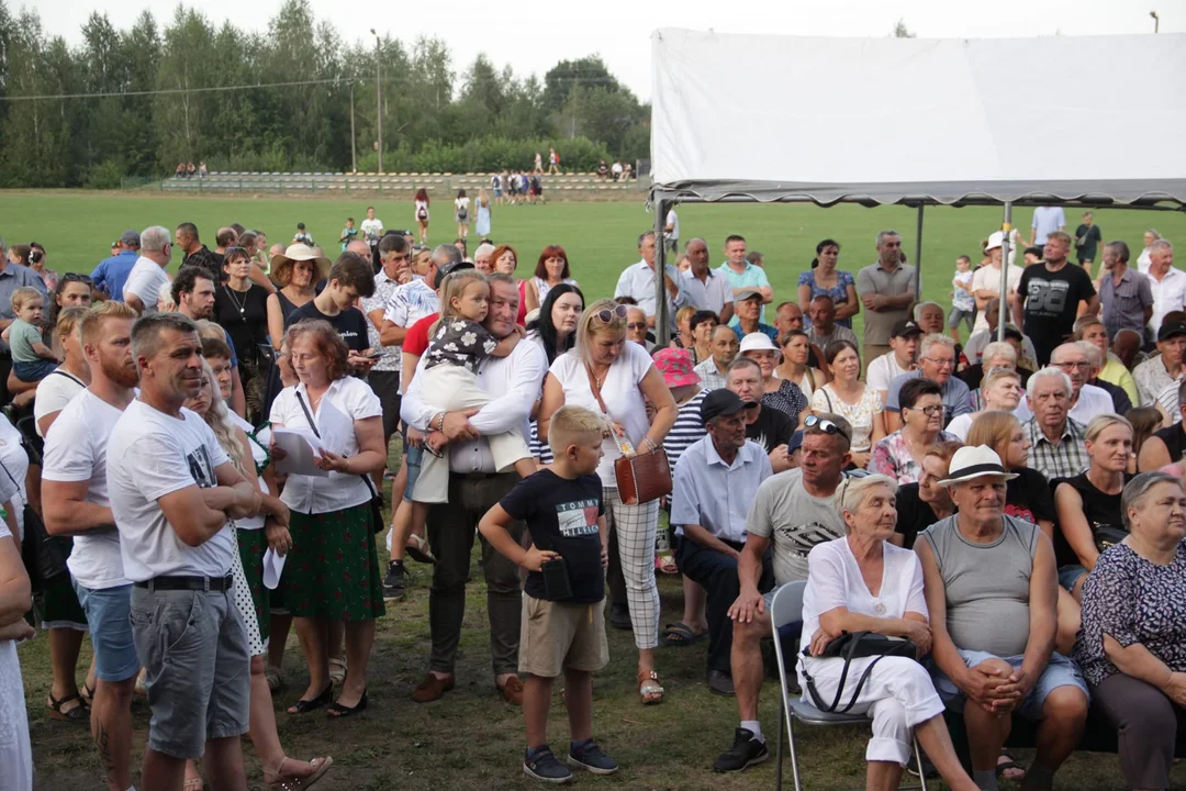 Tłumy na dożynkach w Krzywdzie. Wieńce, turniej sołectw i disco polo