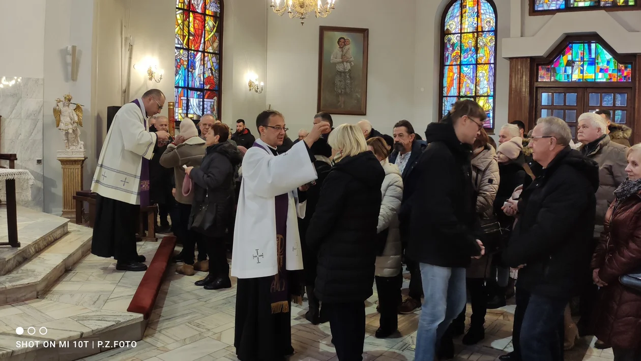 Popiół na głowie, post w żołądku. Środa Popielcowa w Zamościu i okolicach - Zdjęcie główne