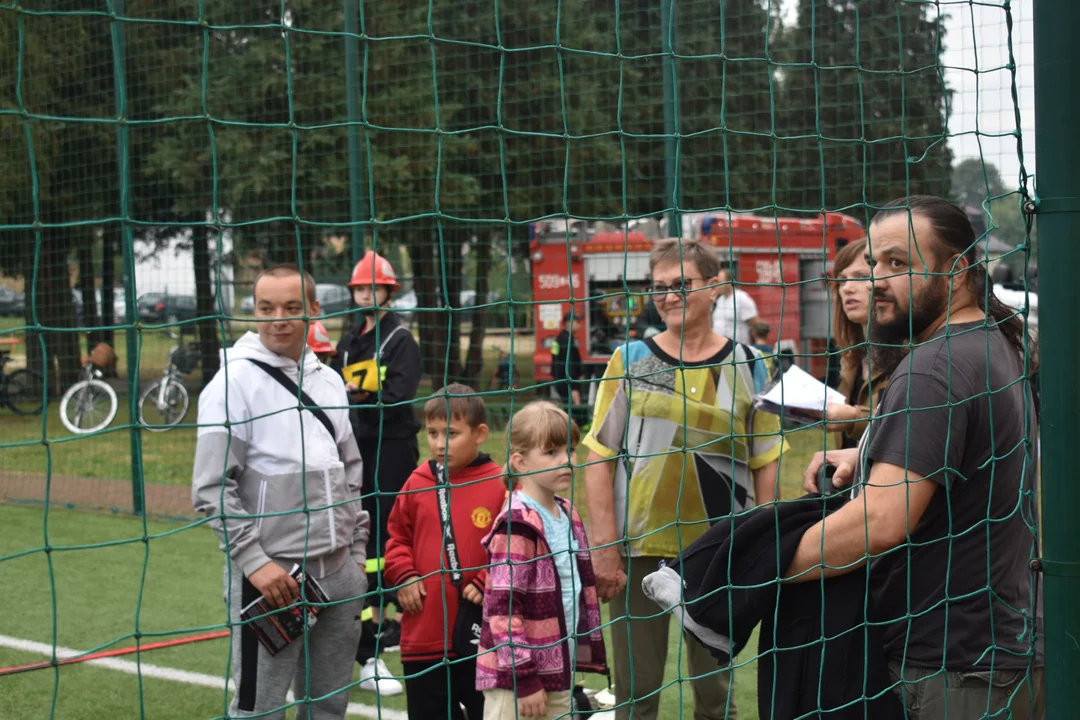 Zabawa i edukacja w jednym - tak wyglądał piknik "Bezpiecznie z Koziołkami" w Baranowie. ZOBACZ ZDJĘCIA