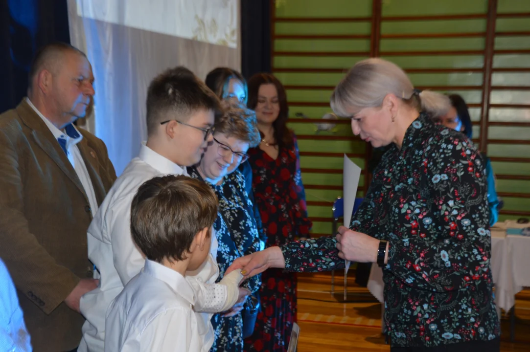 Gala "Nasi Najlepsi" w SP nr 4 im. Mikołaja Kopernika w Puławach